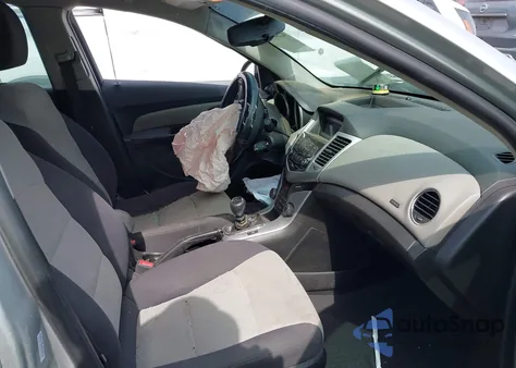 2014 Chevrolet Cruze Ls Manual z USA, uszkodzony, nr VIN 1G1PB5SH9E7182278